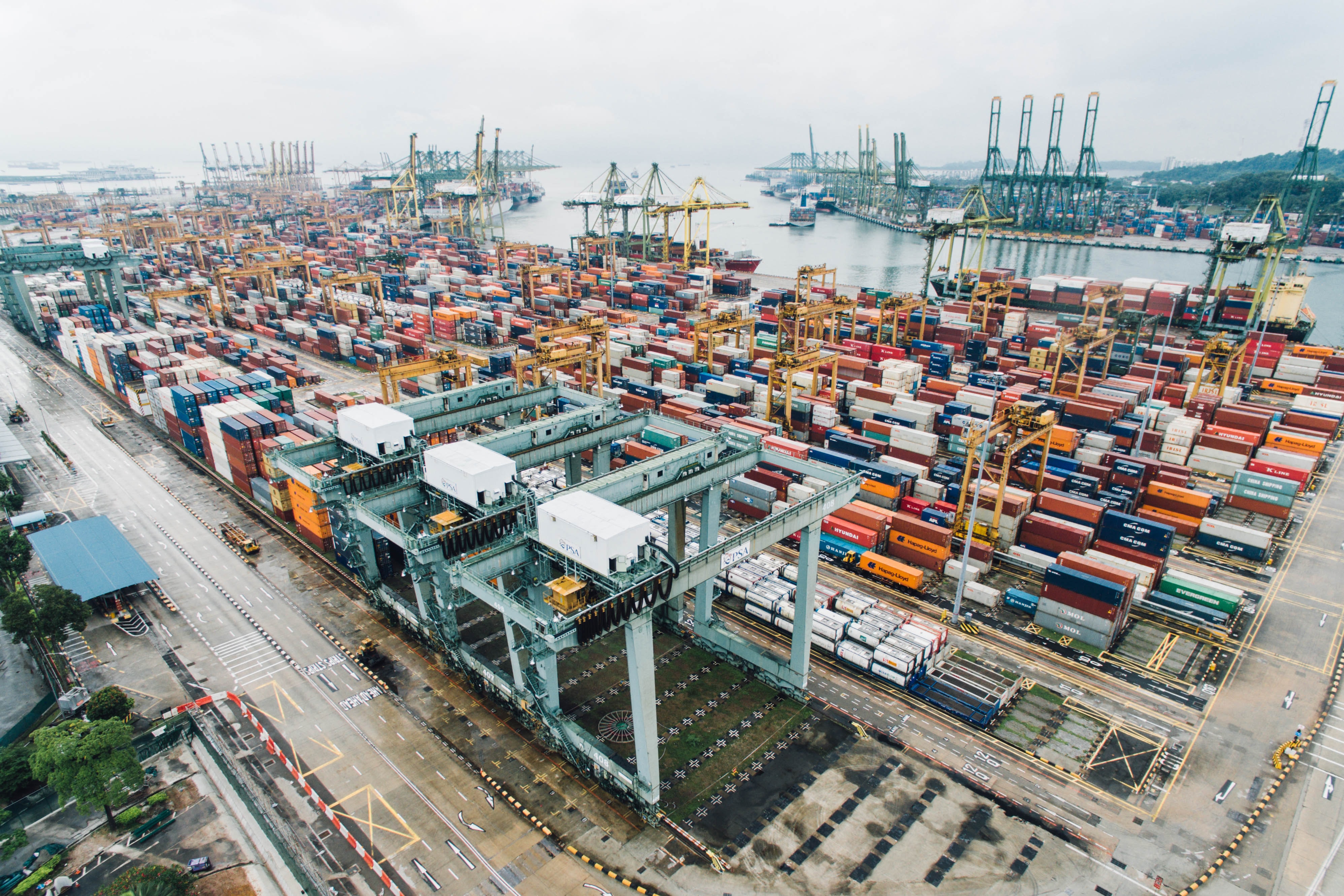 Post-Brexit Trade Relations: No Middle Way Between Free Trade Agreement and Internal Market