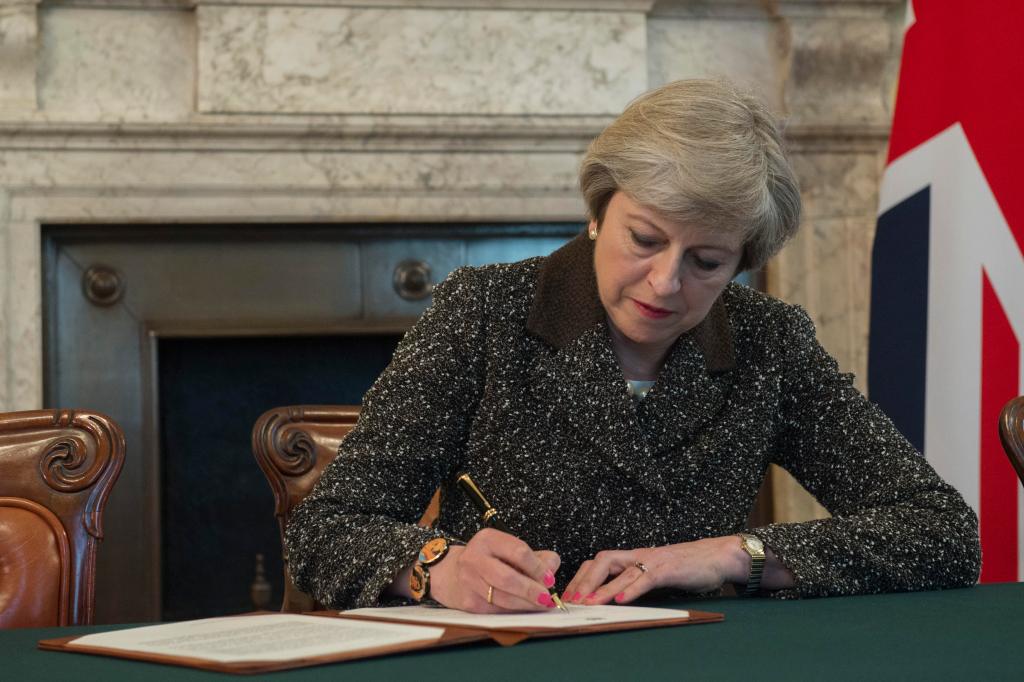 The Brexit crossroads: Will the Deal Pass?&nbsp;(2/2)